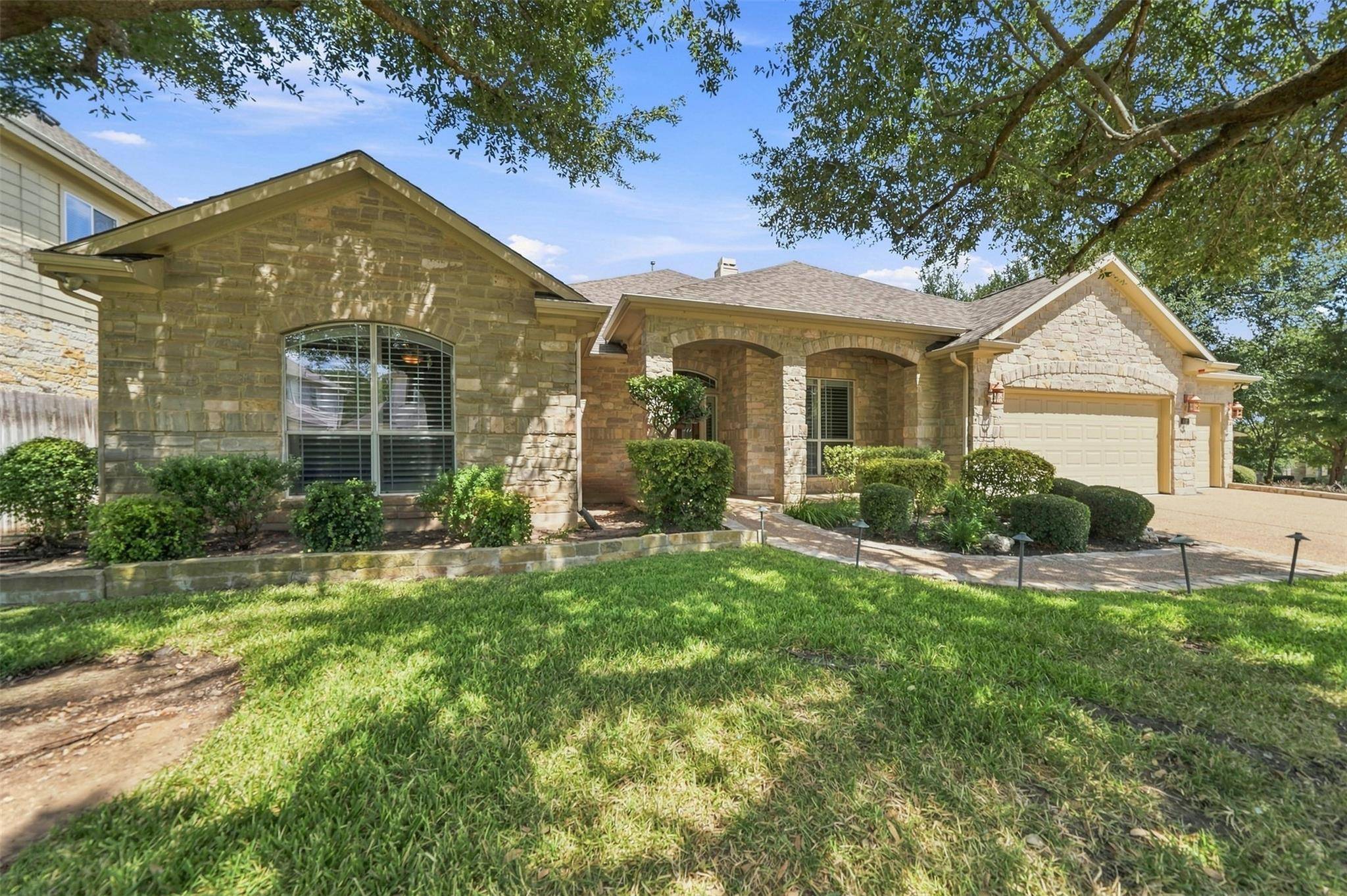 402 Ridgetop BND, Cedar Park, TX 78613