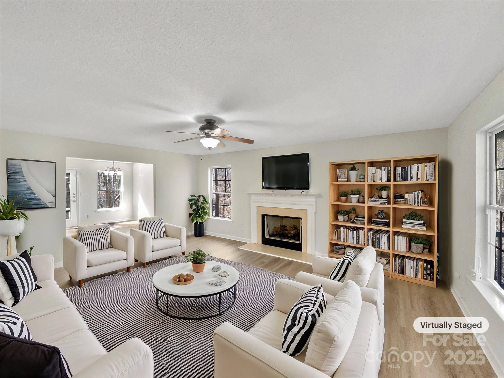 331 Don Mccarter DR, Clover, SC 29710