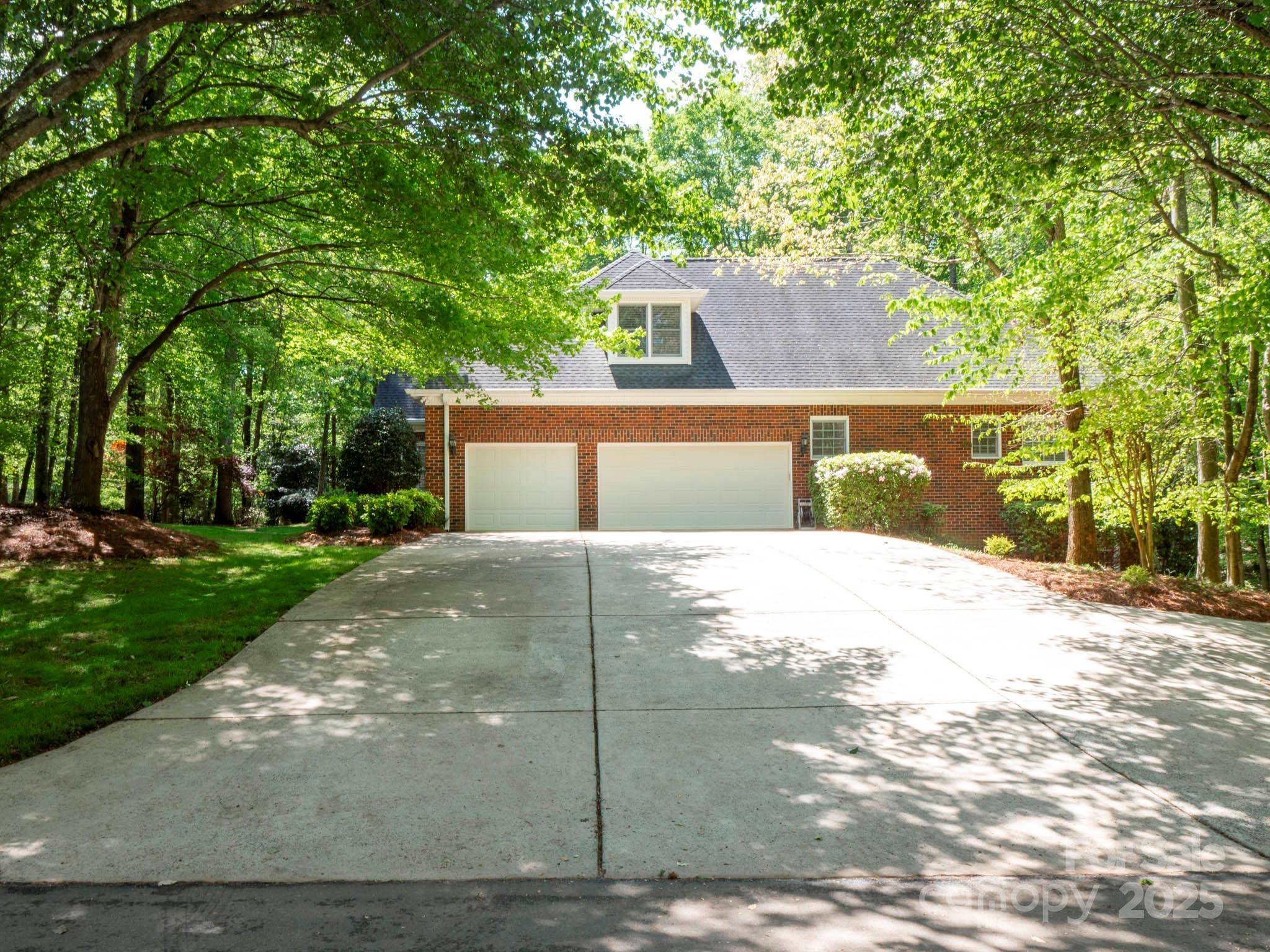 9101 Oak Bluff CT, Marvin, NC 28173
