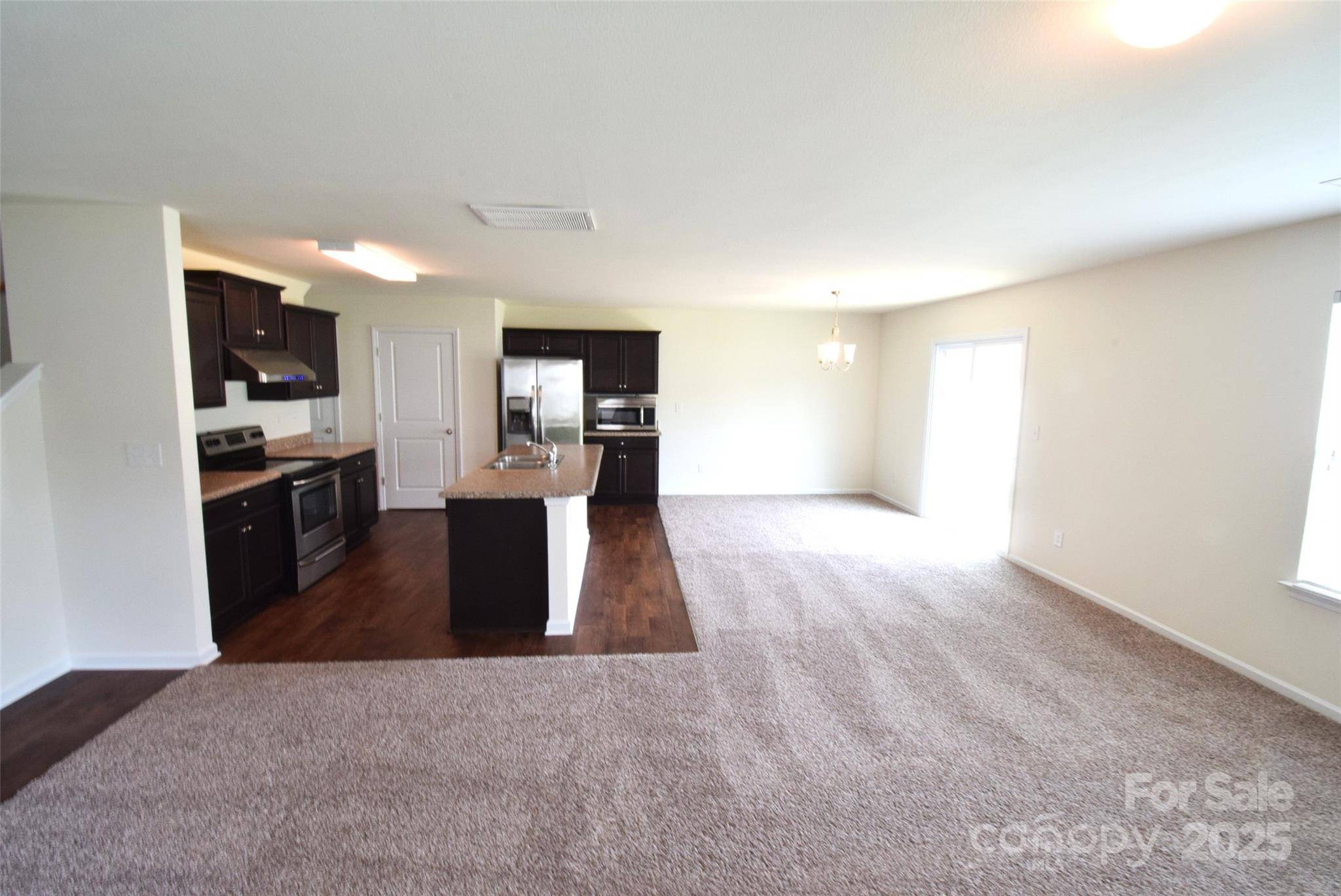 3014 Green Apple DR, Dallas, NC 28034
