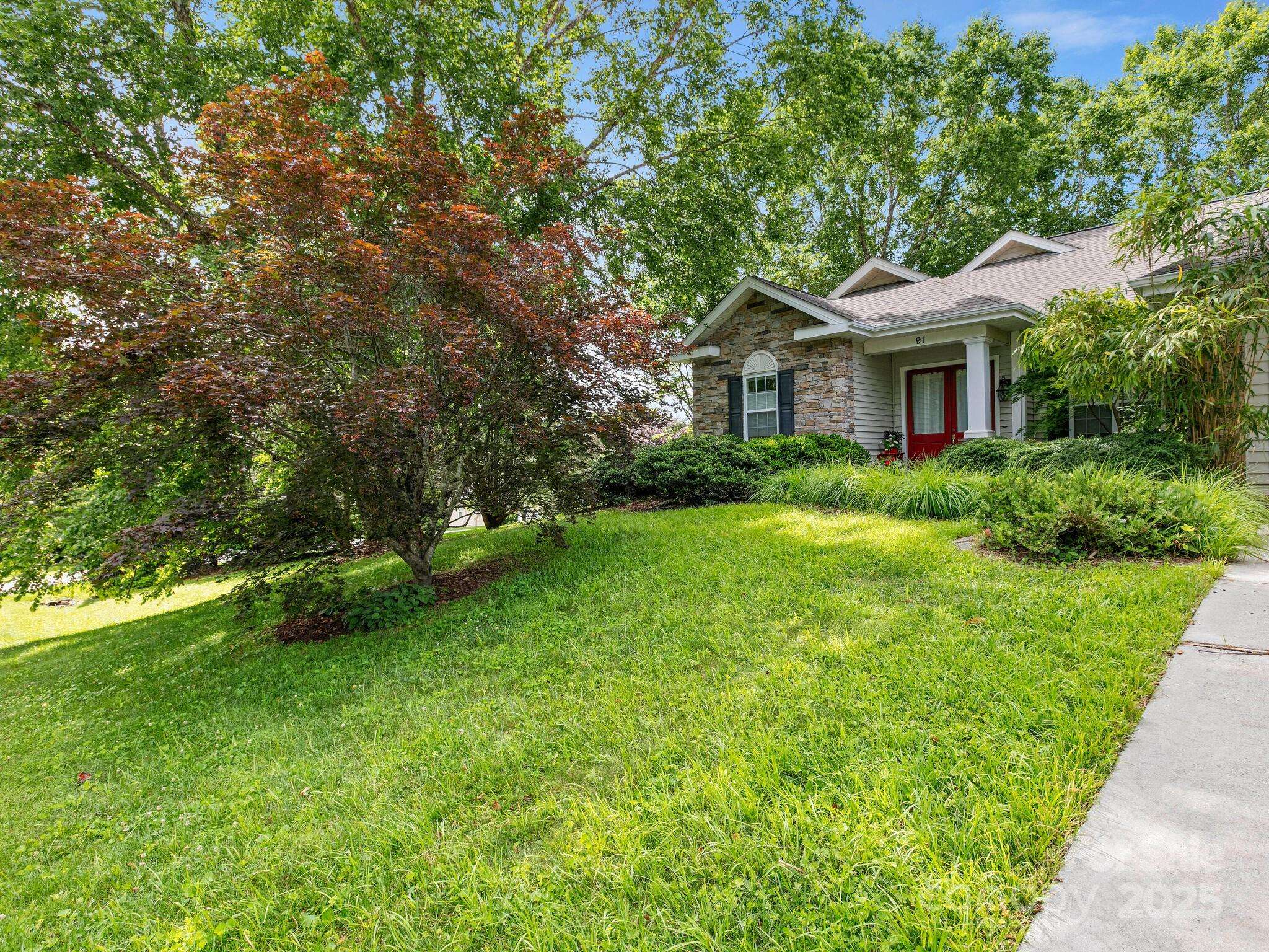 91 Talon Trail LN, Etowah, NC 28729