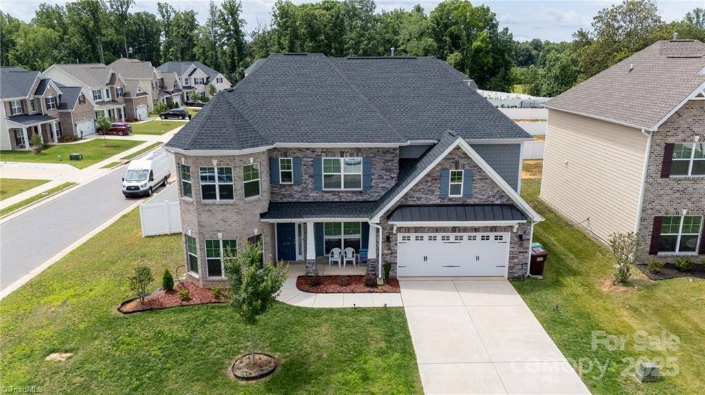 2110 Owls View LN, Colfax, NC 27235