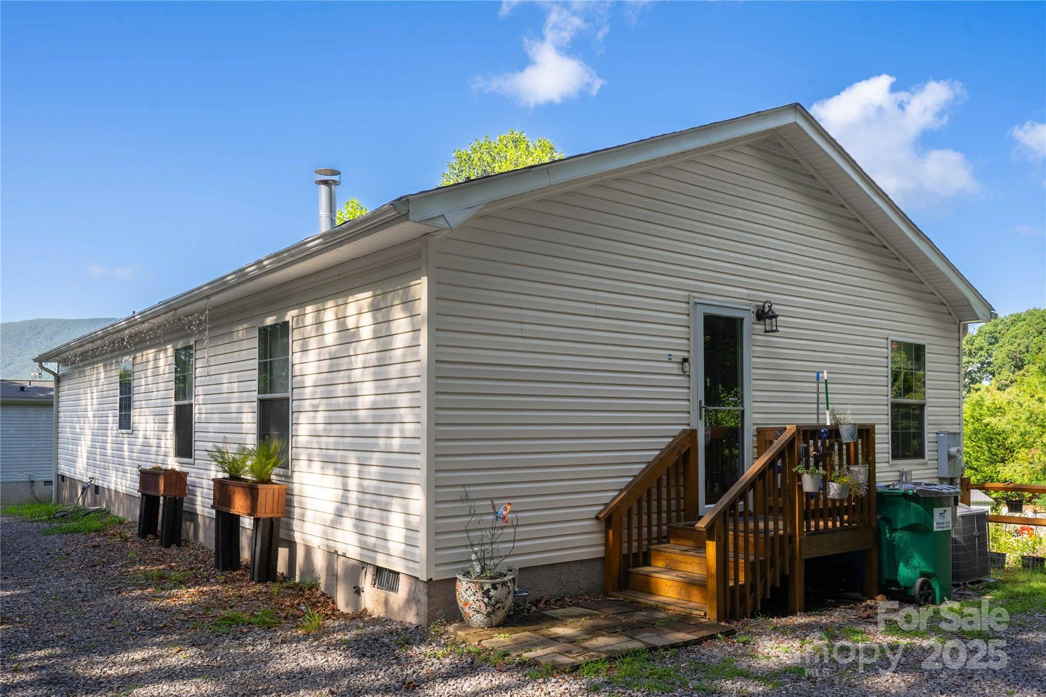 25 Asa CT, Black Mountain, NC 28711