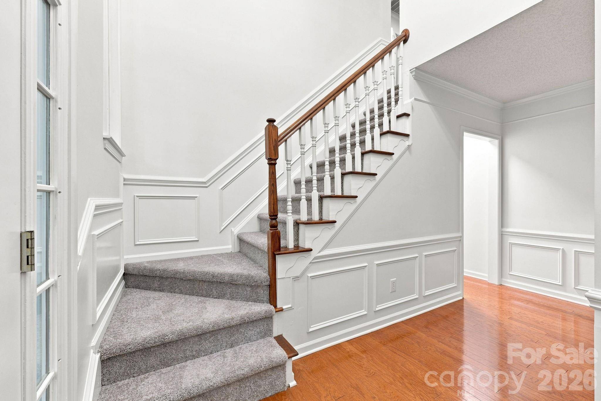 6004 Elm Cove LN, Charlotte, NC 28269