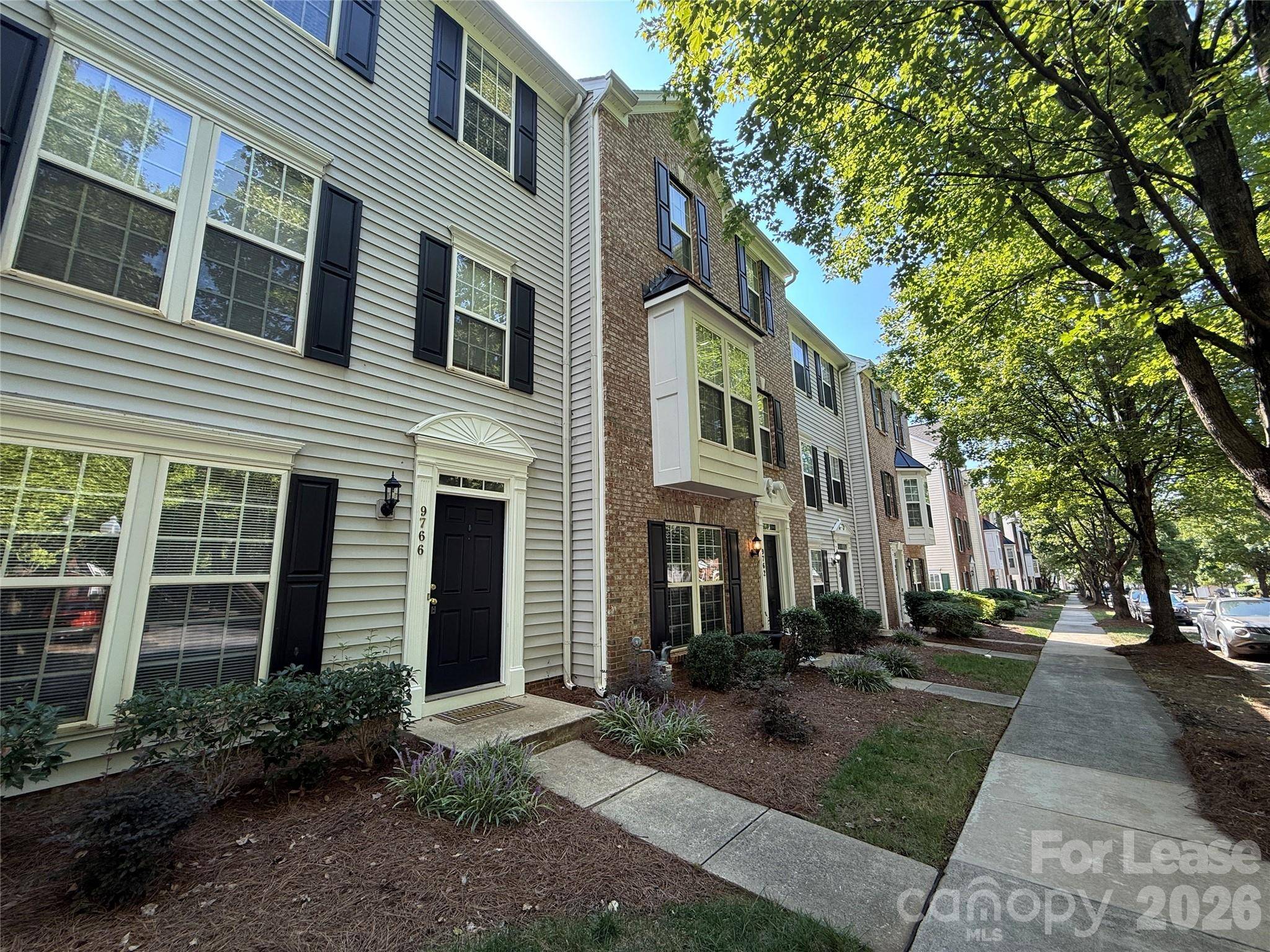 9766 Blossom Hill DR, Huntersville, NC 28078