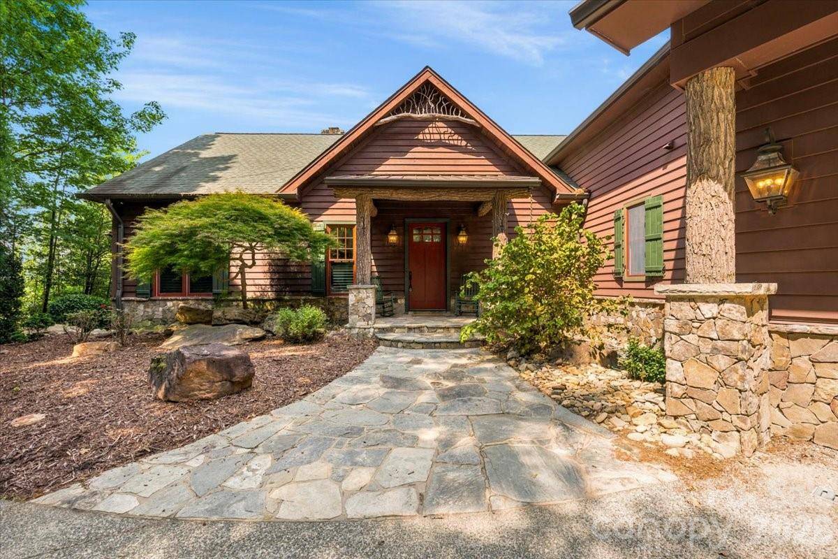 5140 Beech Bluff DR, Morganton, NC 28655