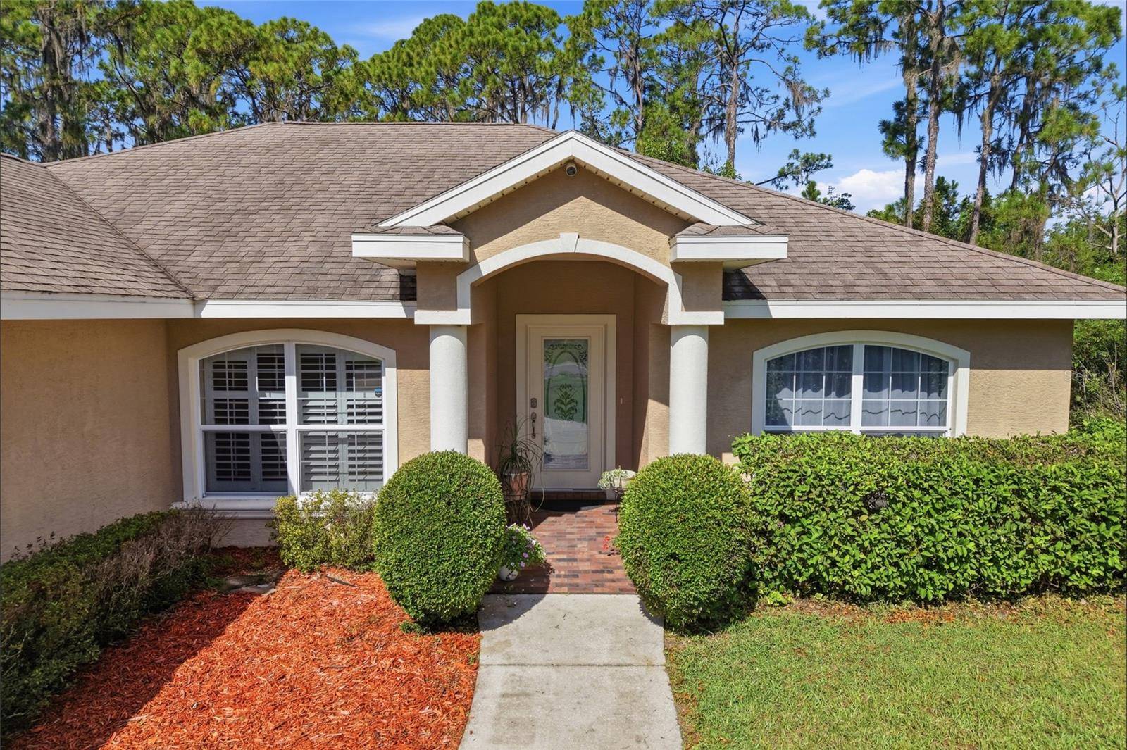 640 HIGHLANDS LAKE DR, Lake Placid, FL 33852