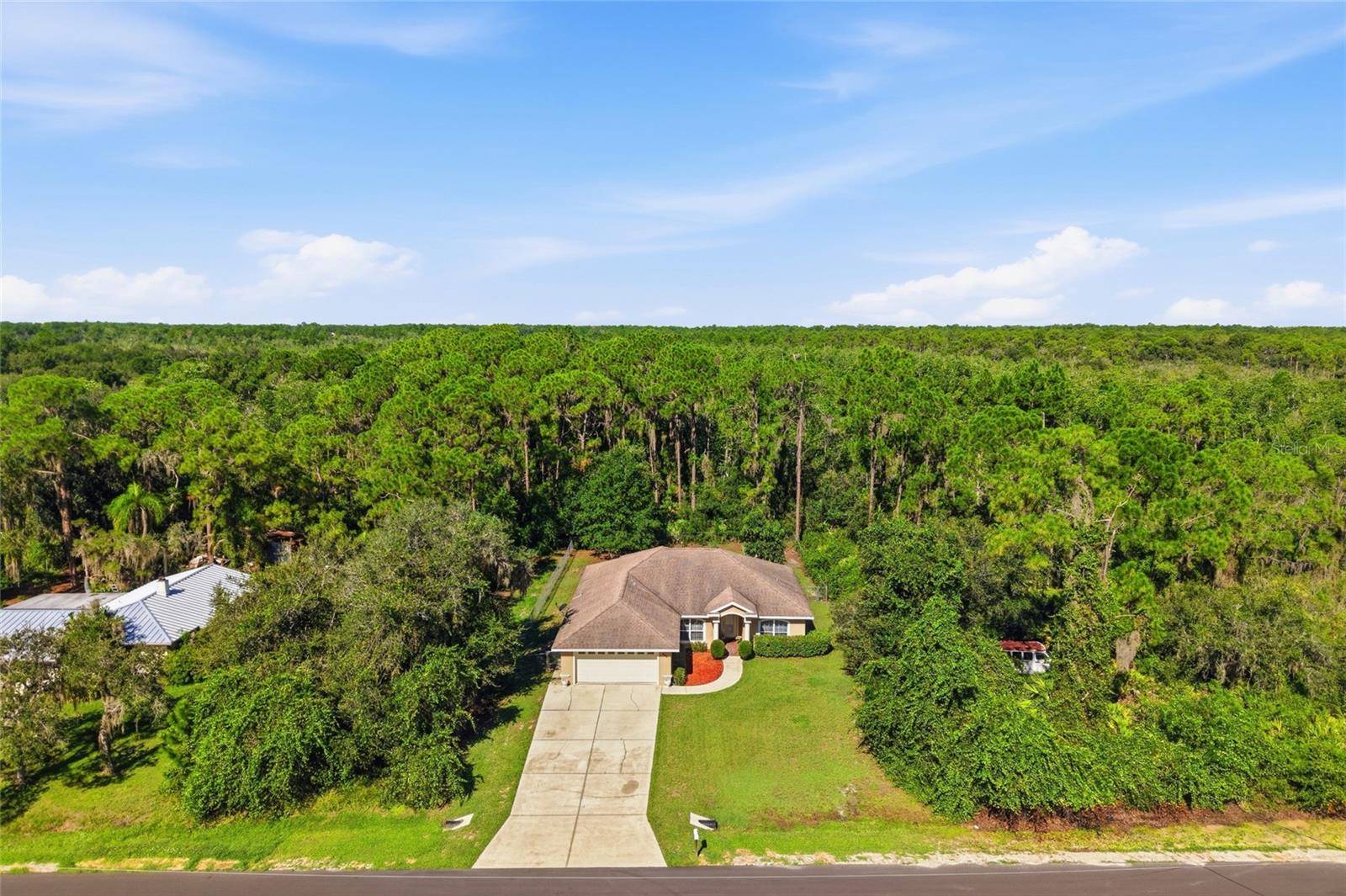 640 HIGHLANDS LAKE DR, Lake Placid, FL 33852