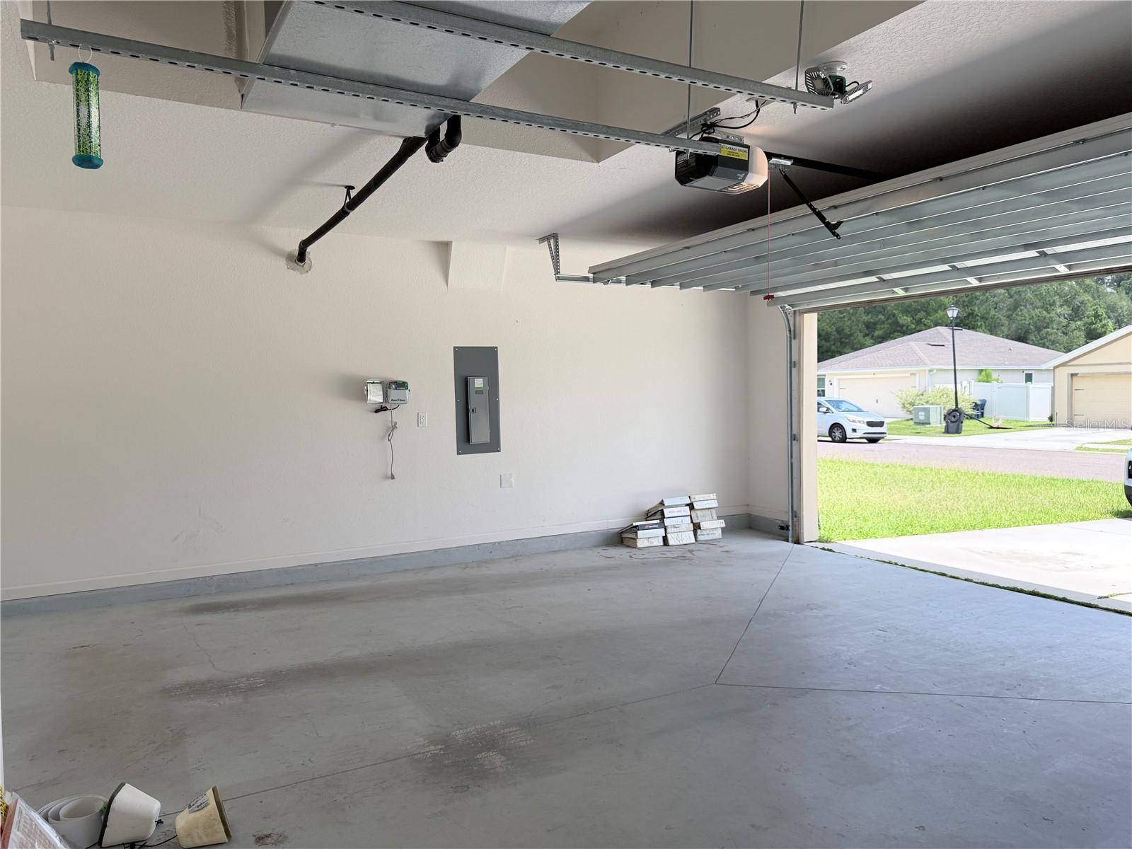 8690 LAKE GEORGE CIR E, Macclenny, FL 32063
