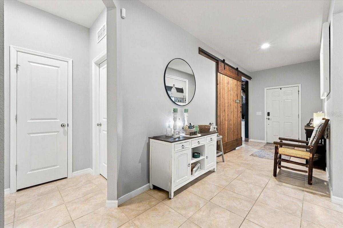 8662 RINDGE RD, Polk City, FL 33868