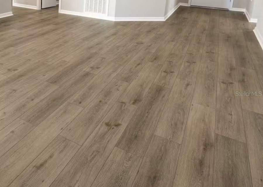 5585 CEDAR CREST WAY, St Cloud, FL 34772