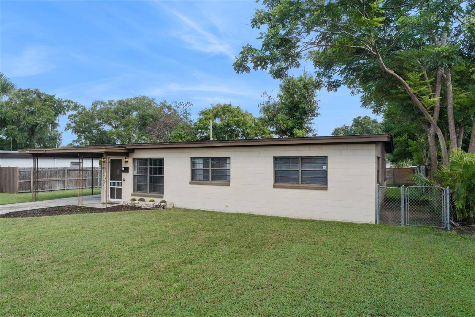 3301 ANDERSON RD, Orlando, FL 32806