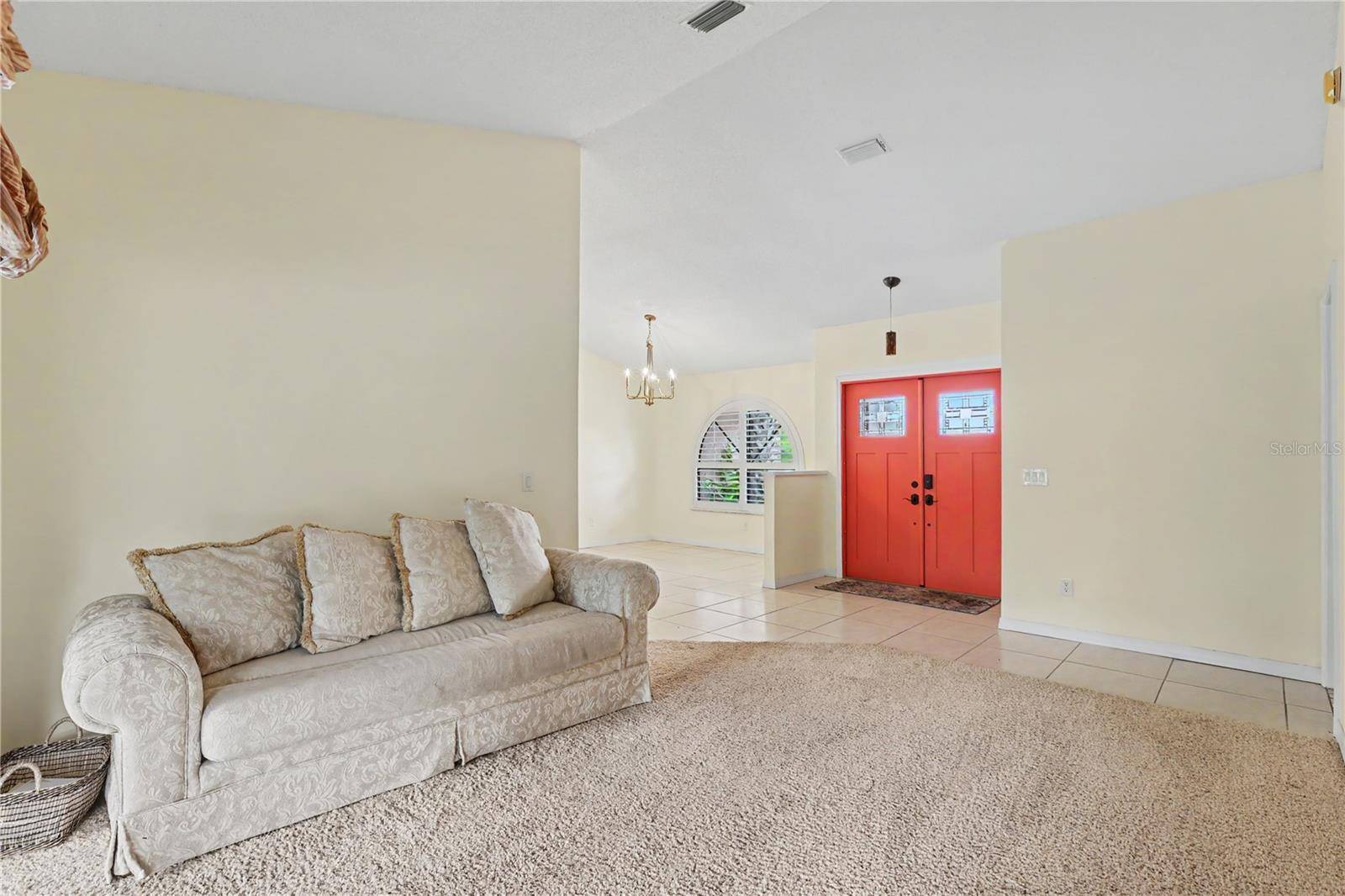 1703 PADDOCK DR, Plant City, FL 33566