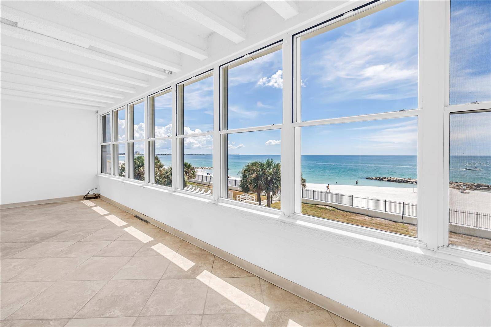 7000 BEACH PLZ #307, St Pete Beach, FL 33706