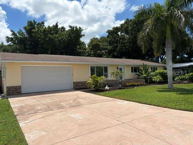 2720 GOLDENROD ST, Sarasota, FL 34239