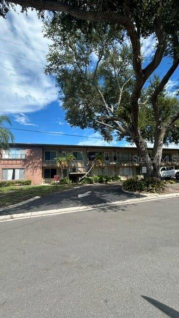 1257 DREW ST #12, Clearwater, FL 33755