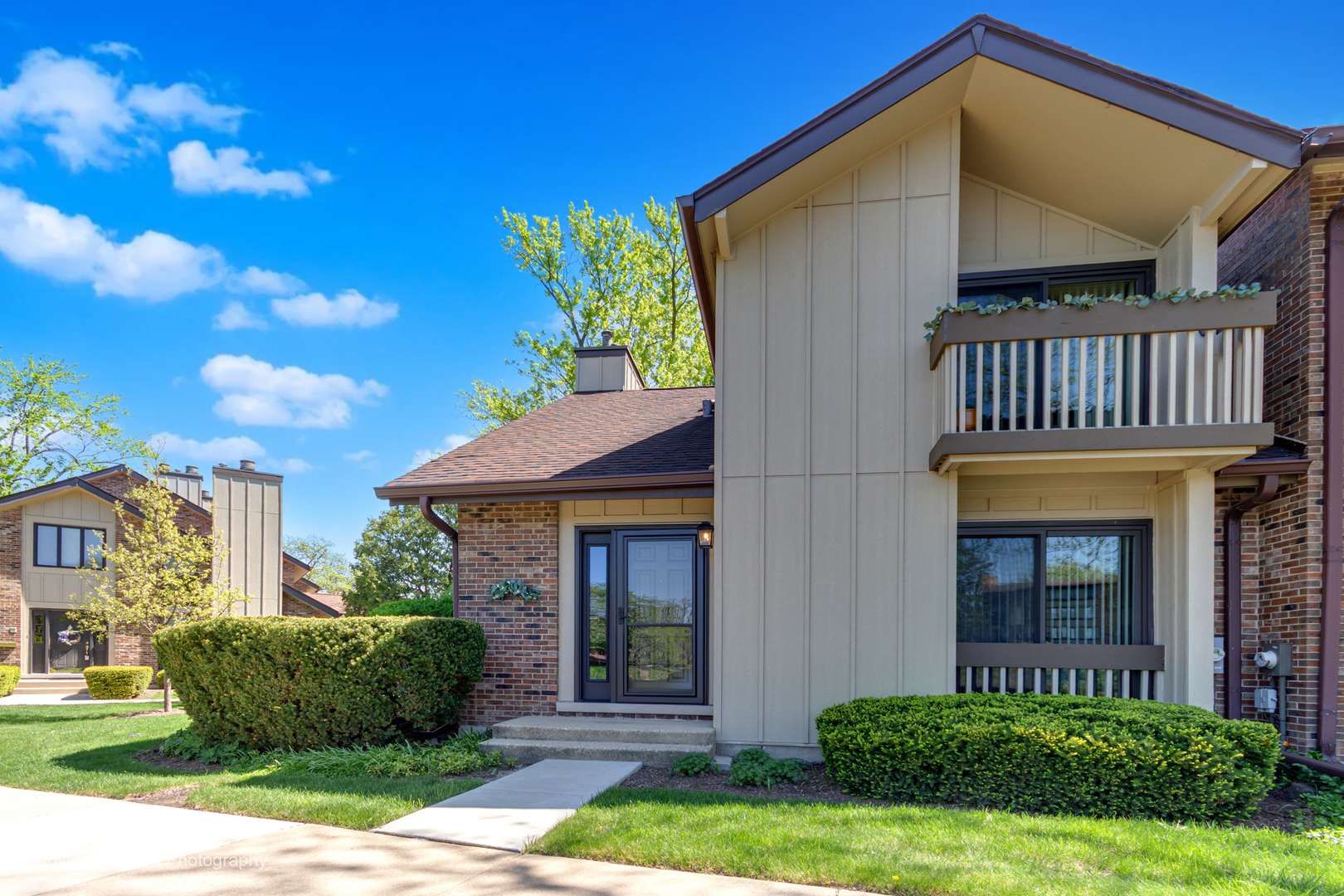 14 KYLE CT, Willowbrook, IL 60527