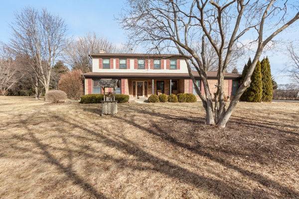 38W512 BITTERSWEET LN, Elgin, IL 60124