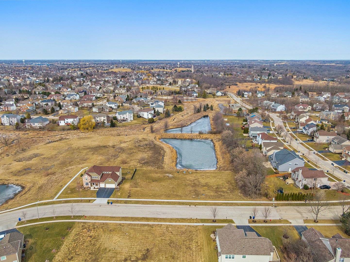 1540 Westbourne Pkwy, Algonquin, IL 60102