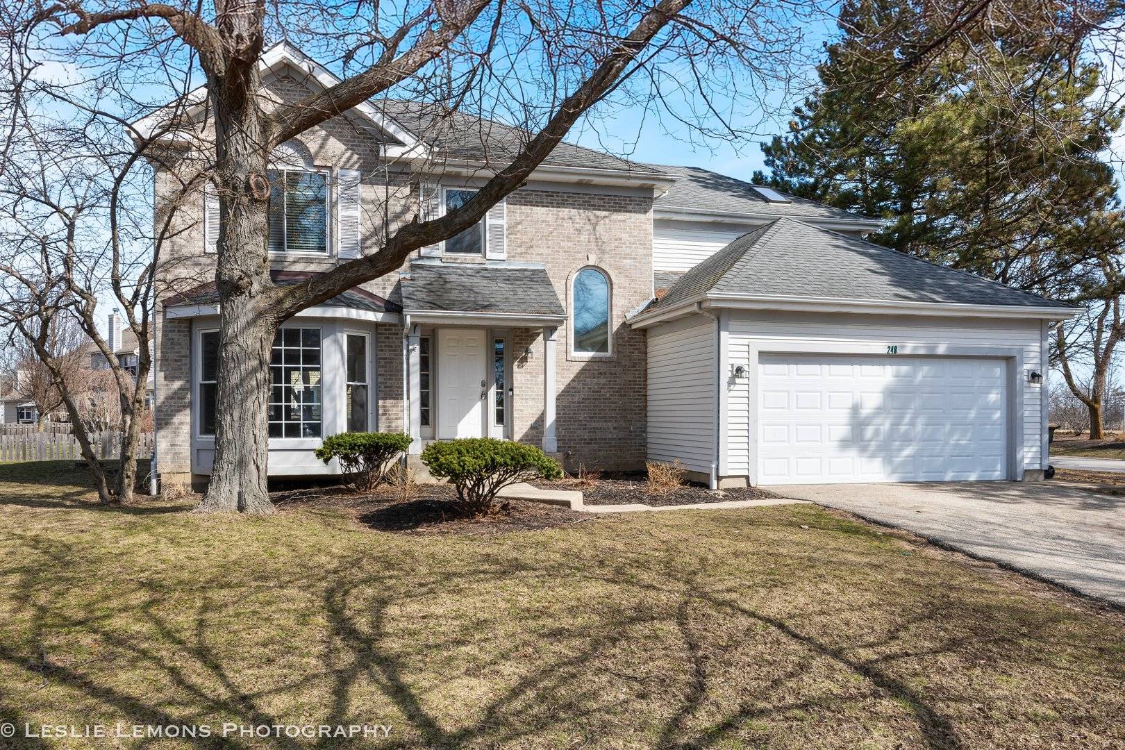 248 Bobolink DR, Grayslake, IL 60030