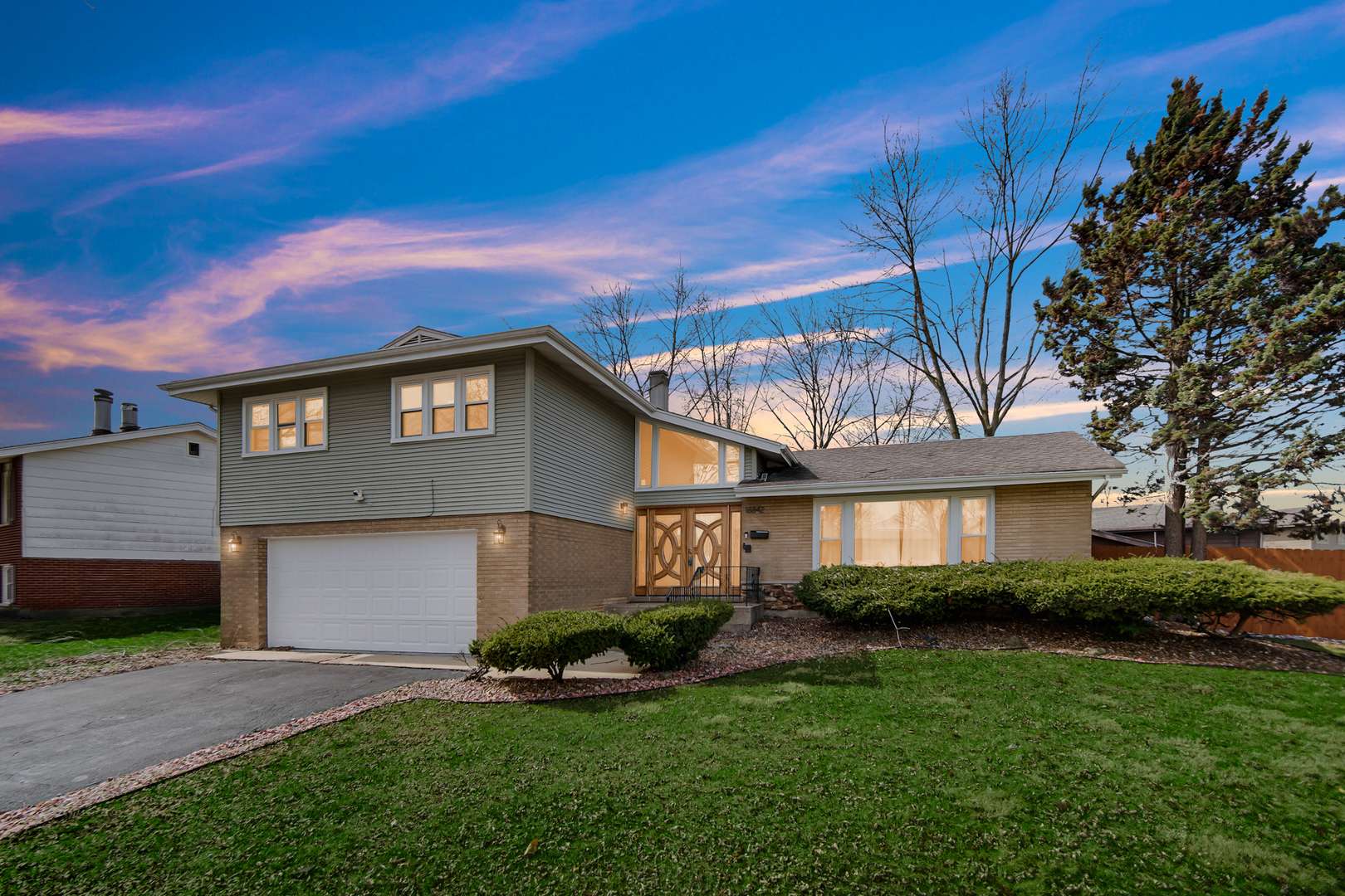 18842 Morgan ST, Homewood, IL 60430