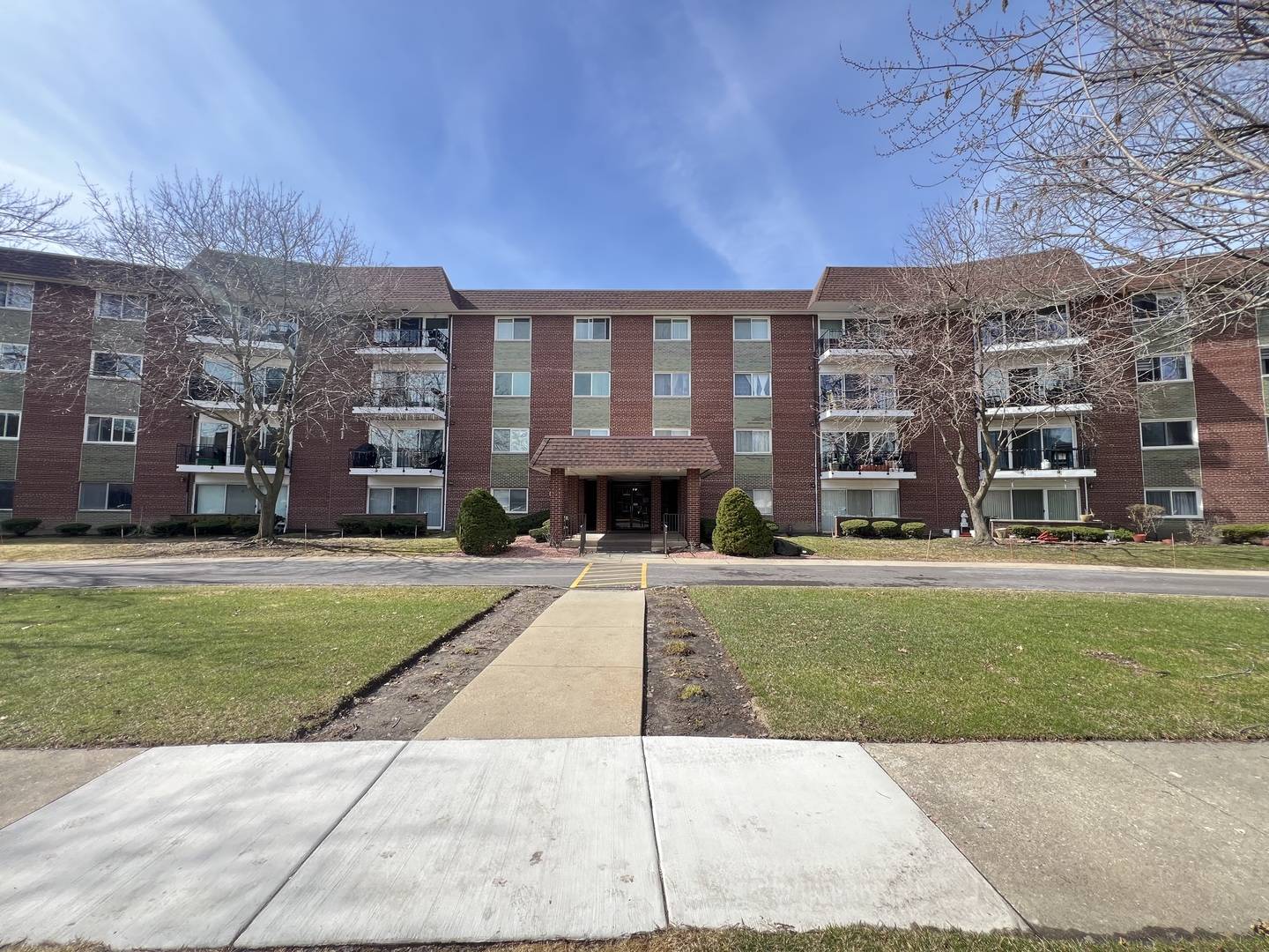 1030 S Fernandez AVE #3N, Arlington Heights, IL 60005