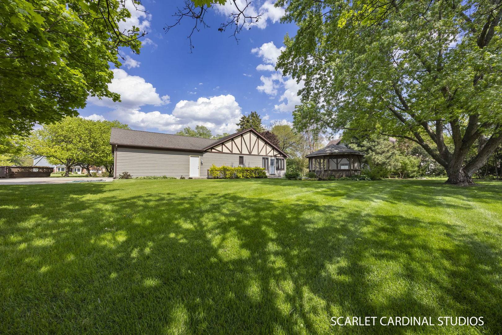 5S440 Beau Bien BLVD, Naperville, IL 60540