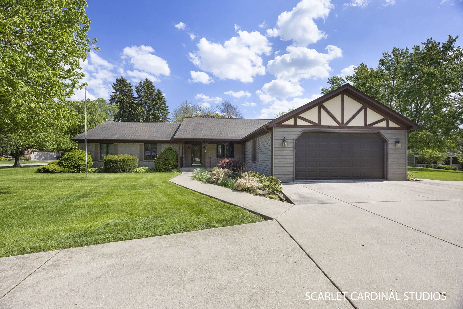 5S440 Beau Bien BLVD, Naperville, IL 60540