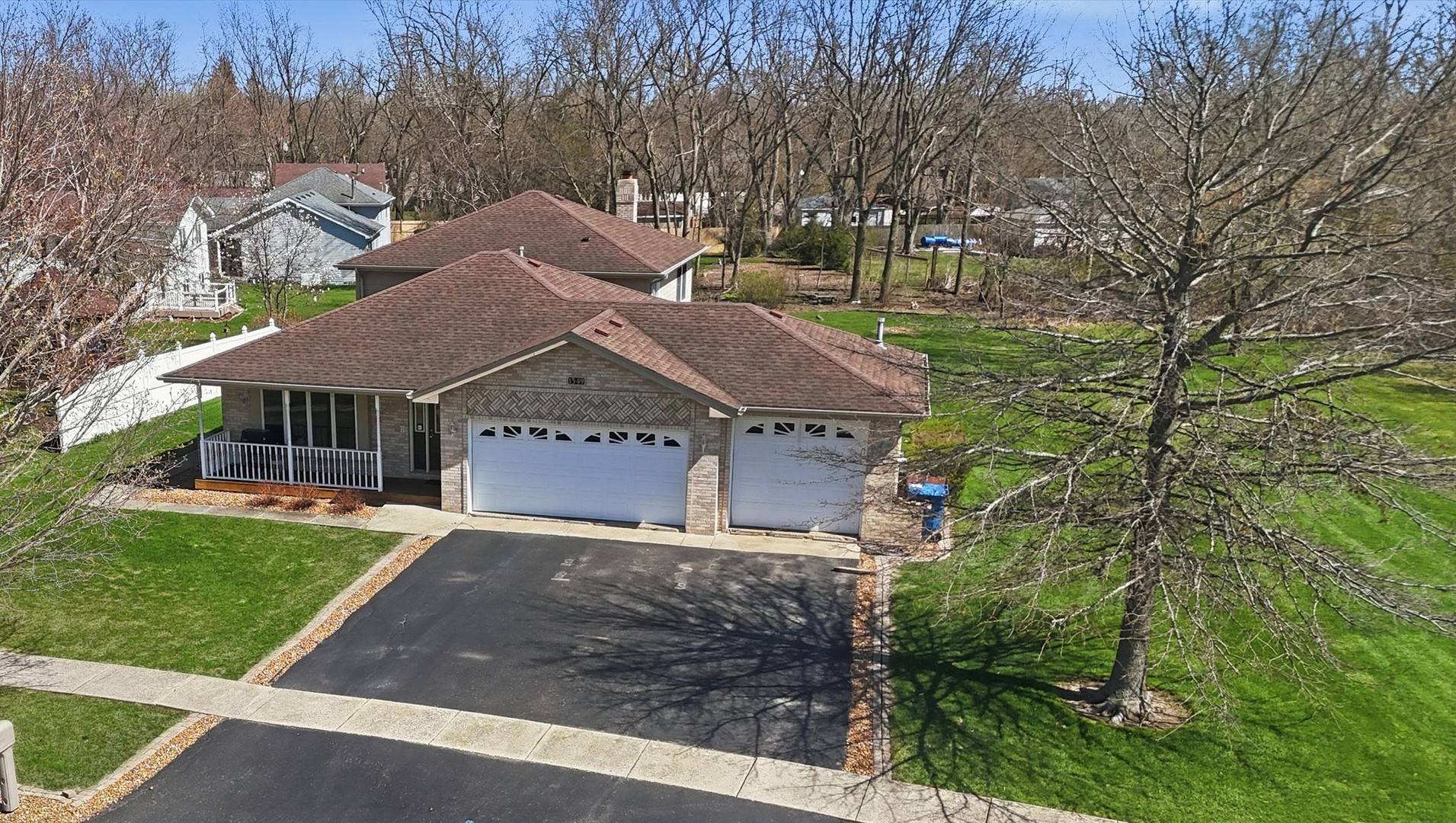 1549 Wayne DR, Crete, IL 60417