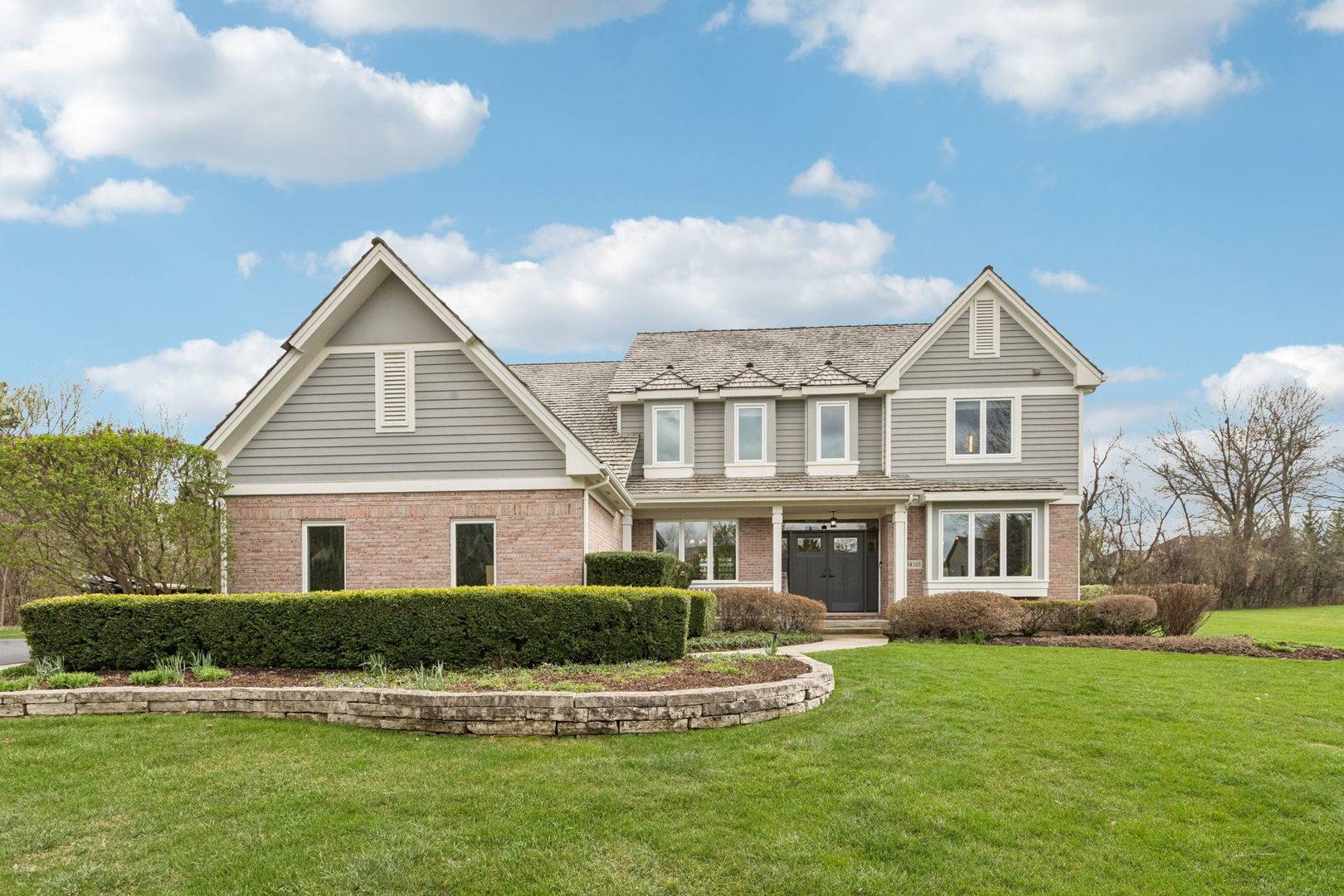 14101 W Rodmell CT, Libertyville, IL 60048