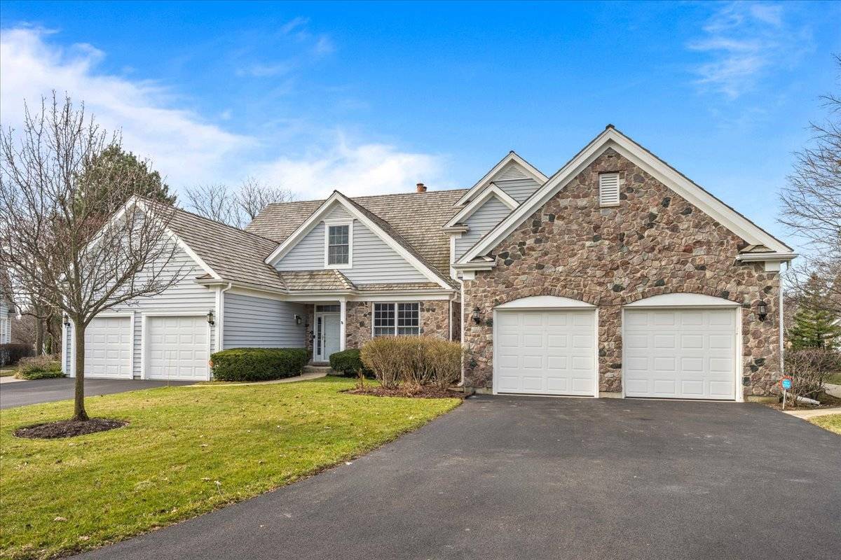 520 Andover CT, Lake Forest, IL 60045
