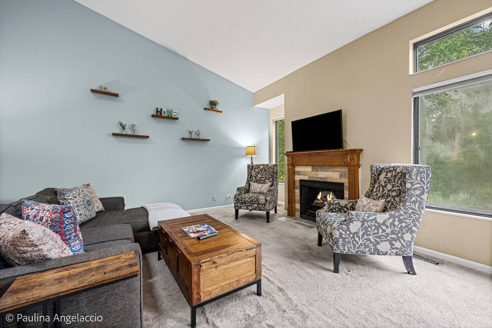 1280 Oak Hill RD, Lake Barrington, IL 60010