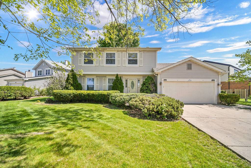 1100 LOCKWOOD DR, Buffalo Grove, IL 60089