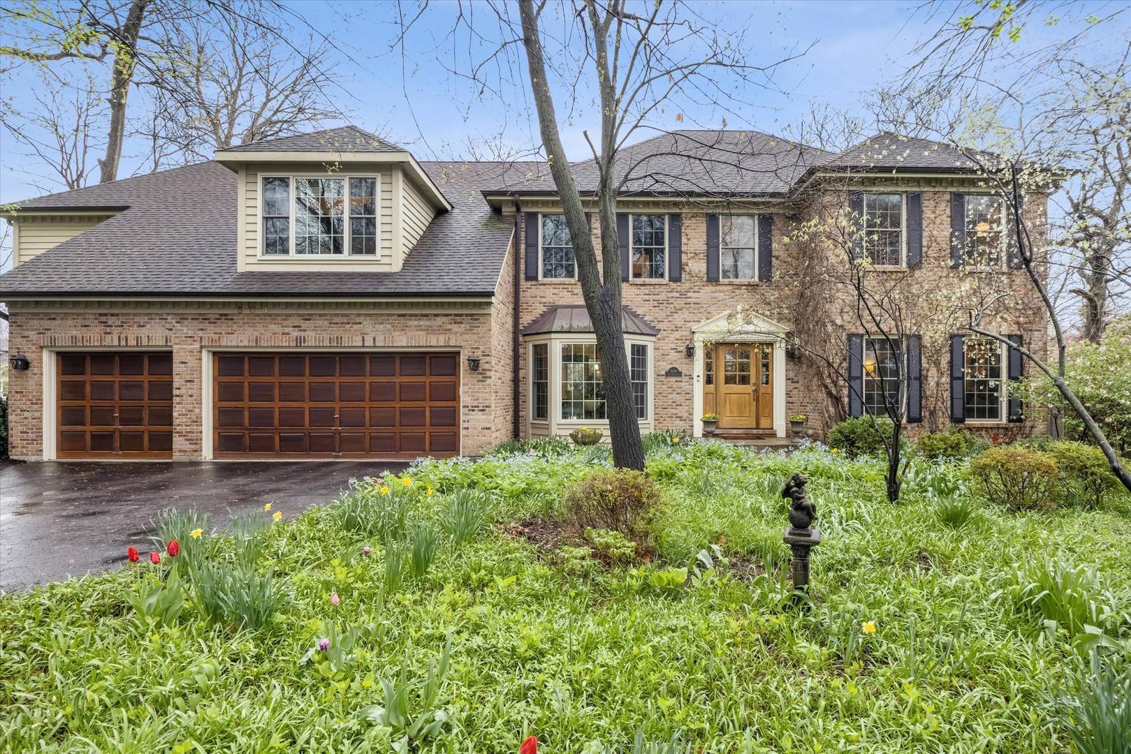 504 Pin Oak CT, St. Charles, IL 60174