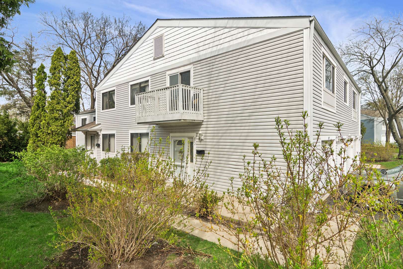 872 Cambridge PL #126D, Wheeling, IL 60090