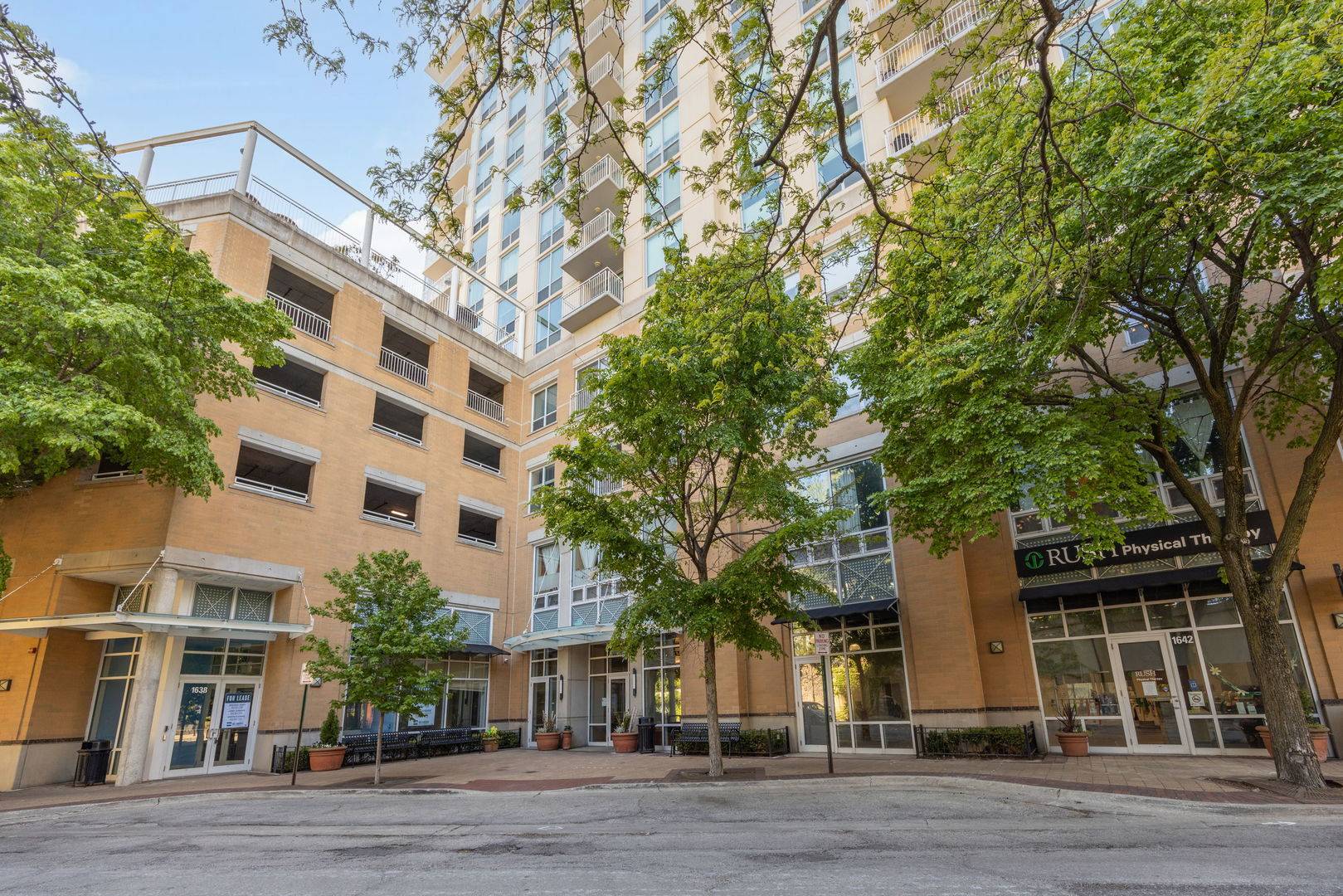 1640 Maple AVE #302, Evanston, IL 60201