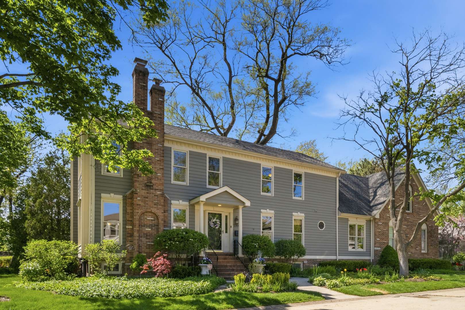 1300 Somerset AVE, Deerfield, IL 60015
