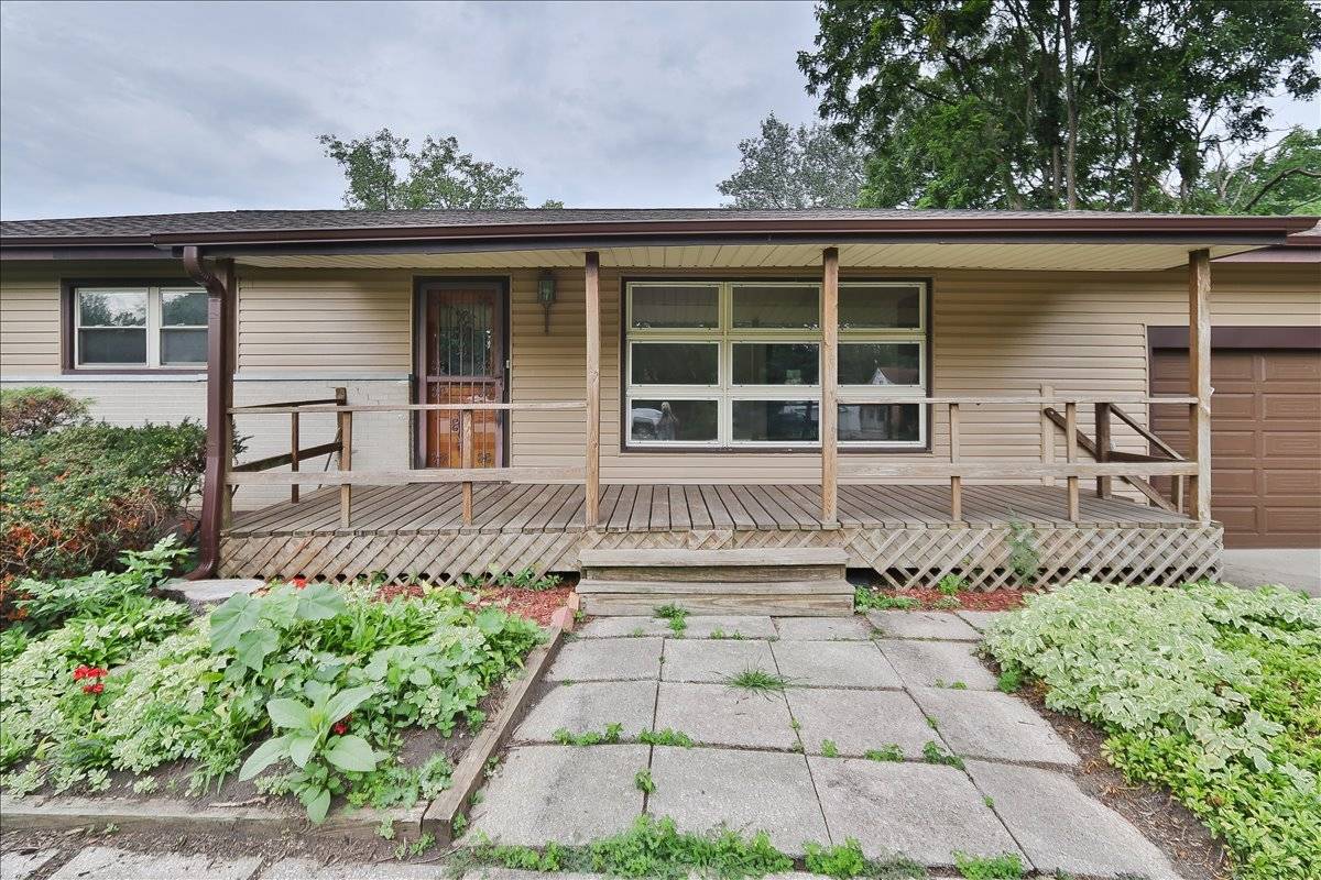 7N362 Sycamore AVE, Medinah, IL 60157