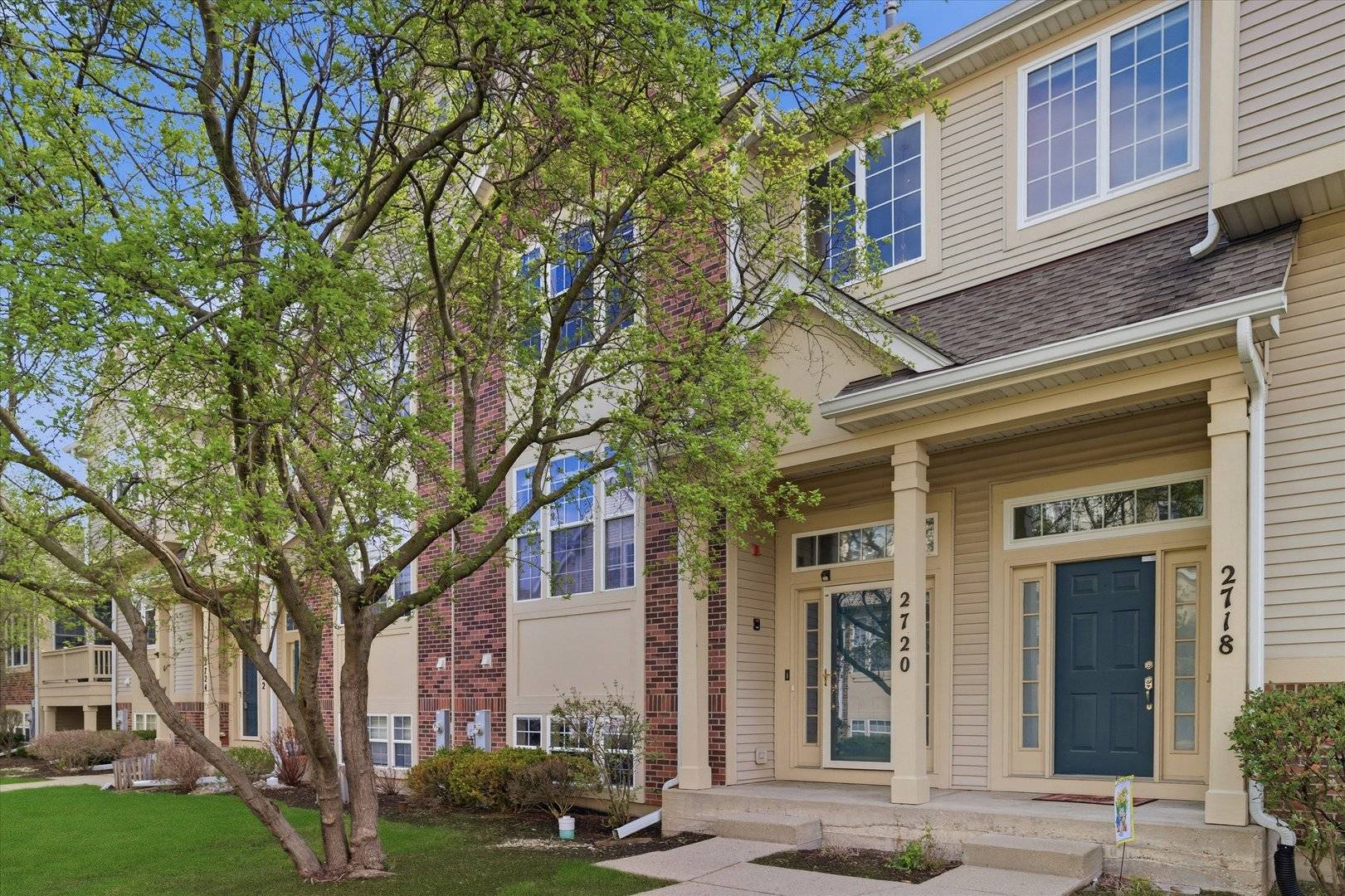 2720 N Greenwood AVE, Arlington Heights, IL 60004