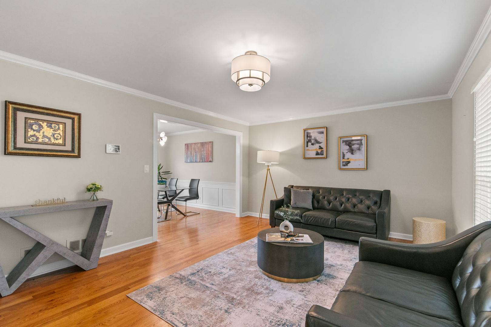 995 Georgetowne LN, Barrington, IL 60010