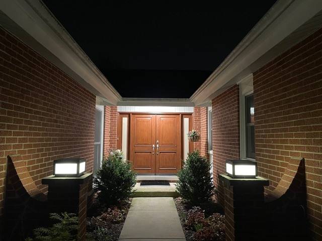 955 Summit DR, Deerfield, IL 60015