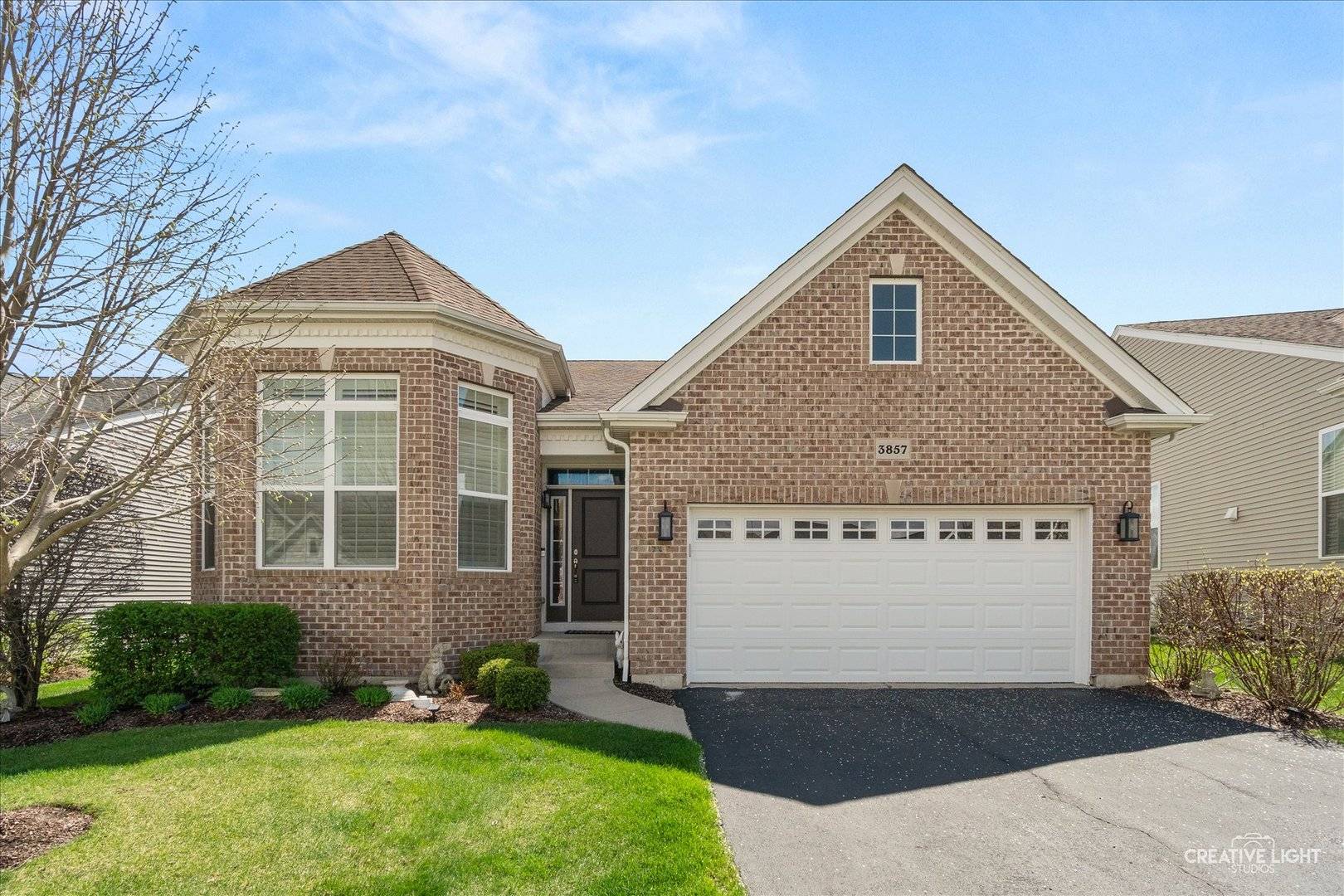 3857 Double Eagle DR, Elgin, IL 60124