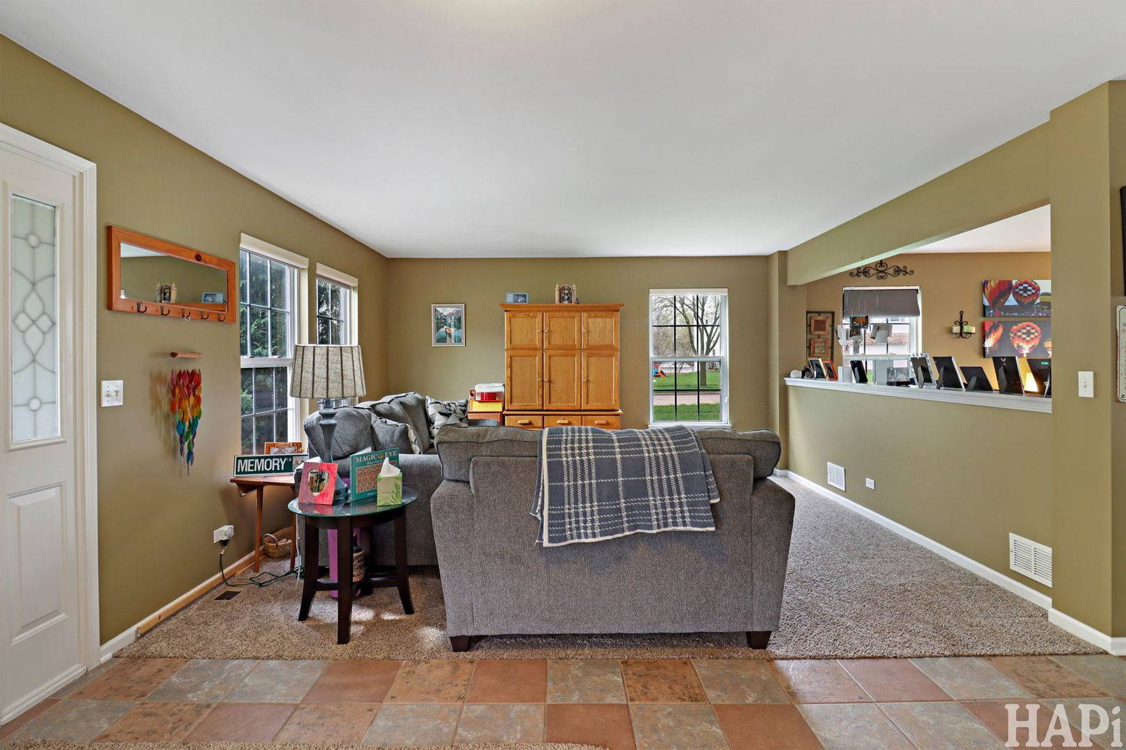 1909 Hemlock DR, Mchenry, IL 60050