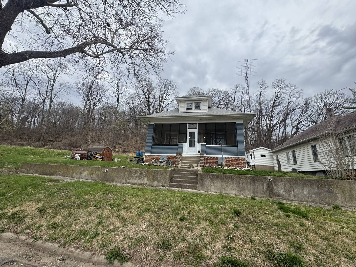 908 Willow ST, Depue, IL 61322