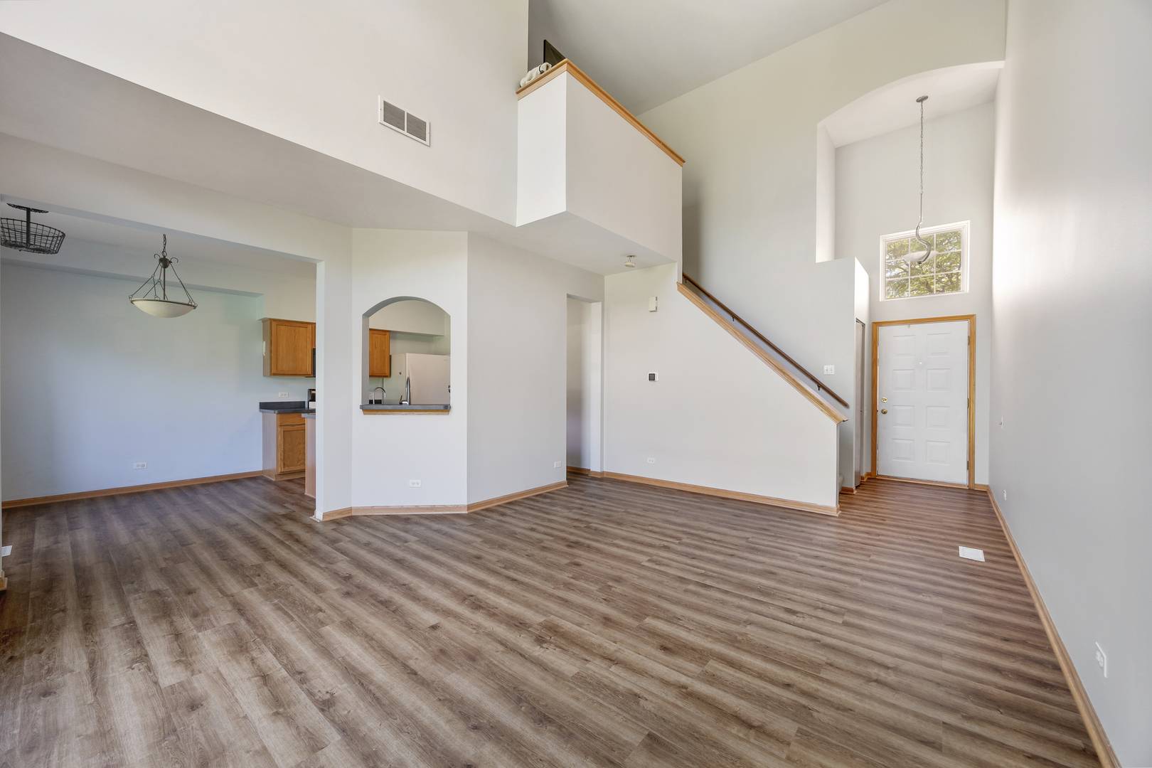 792 Mesa DR #792, Elgin, IL 60123