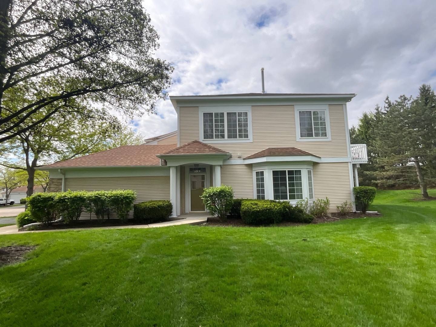 832 Coronado CT #832, Elgin, IL 60123