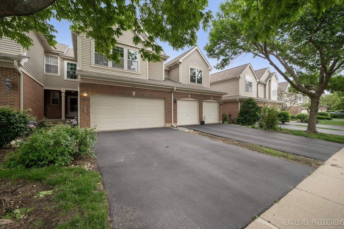 1754 Briggs CT, Lisle, IL 60532