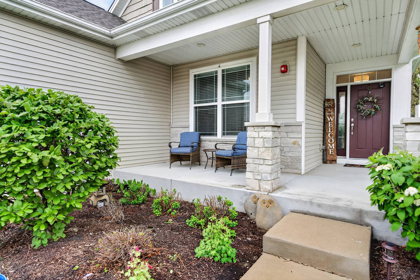777 W Fairway DR, Addison, IL 60101