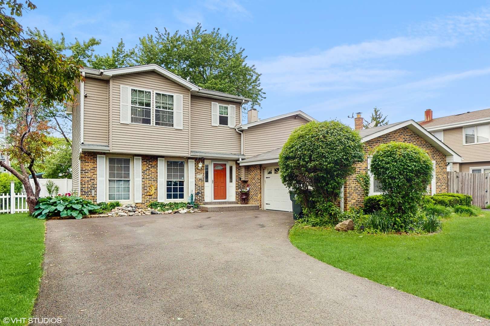 1288 N Ashland AVE, Palatine, IL 60074