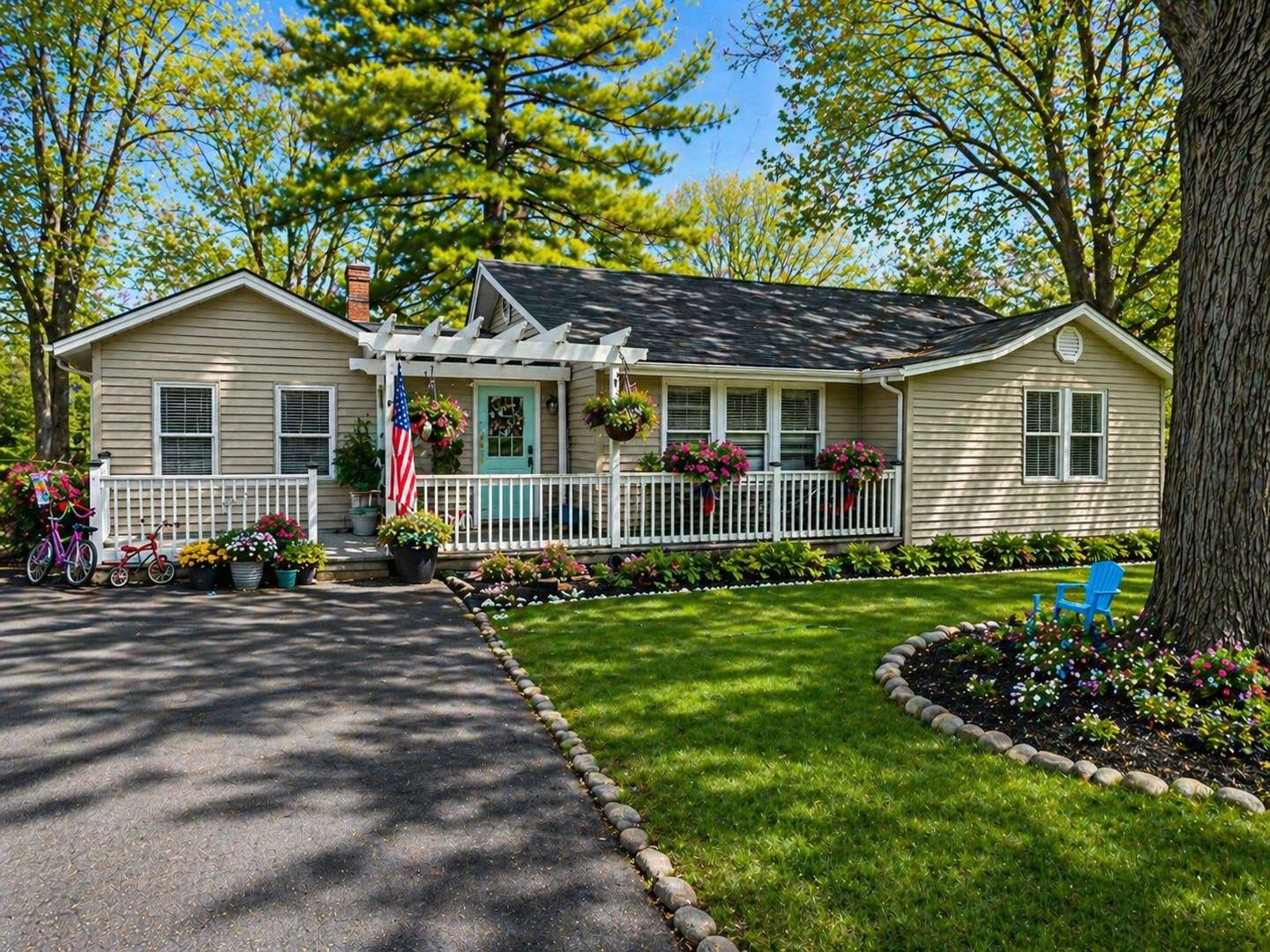 1105 S Hough ST, Barrington, IL 60010